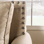 Furniture of America Qyn Traditional Beige 2-piece Living Room Set